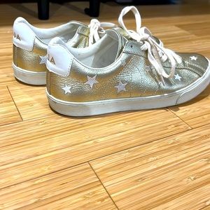 Limited edition Vejas x Madewell collab.